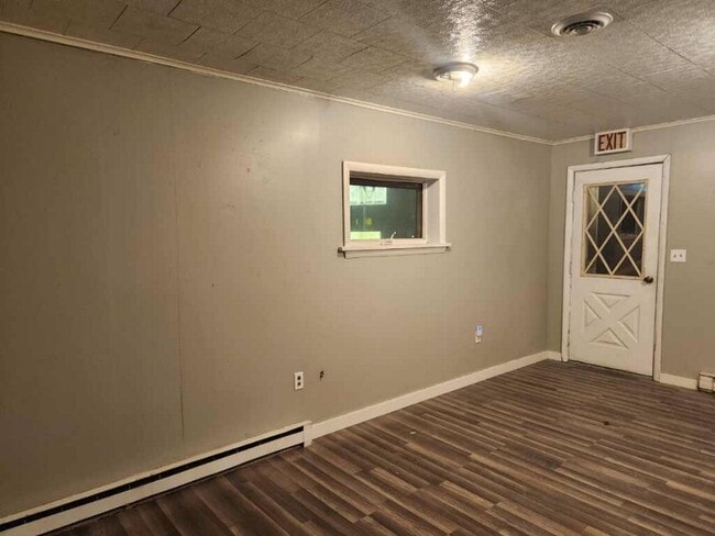 Photo - 2900 Broad Ave Unit Rear