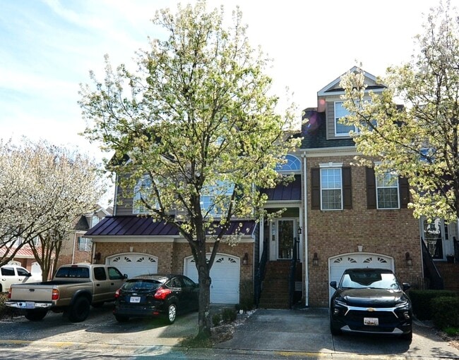 Photo - Beautiful Townhome/condo