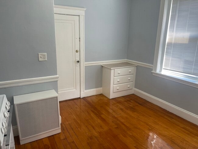 Building Photo - 99 Hancock St Unit #1 Rental