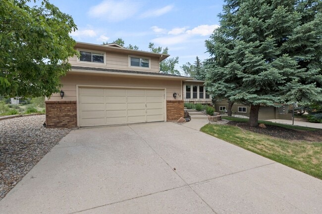 Photo - REMODELED ROCKRIMMON RETREAT | 4BD + OFFICE - Security Deposit Waiver Available