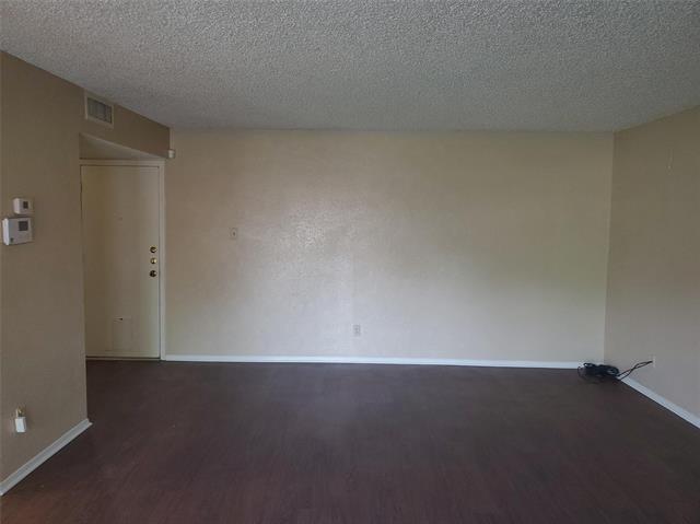 Photo - 1517 Frio Ln