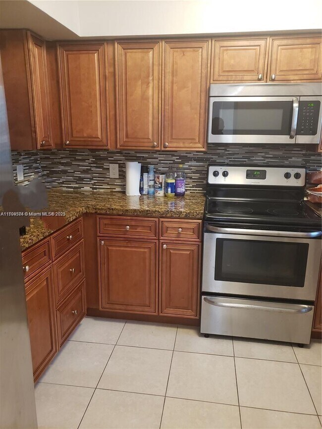 Photo - 2520 Van Buren St Townhome