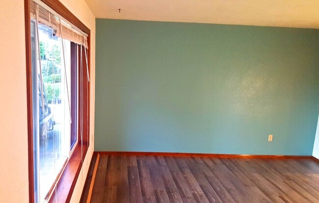 Photo - 3138 SE Hathaway Dr