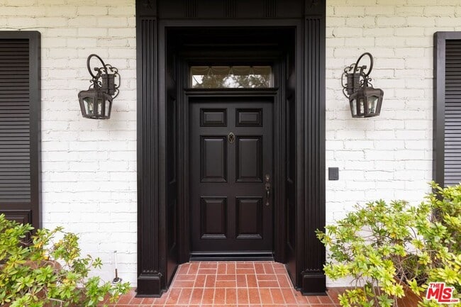 Photo - 1115 N Beverly Dr