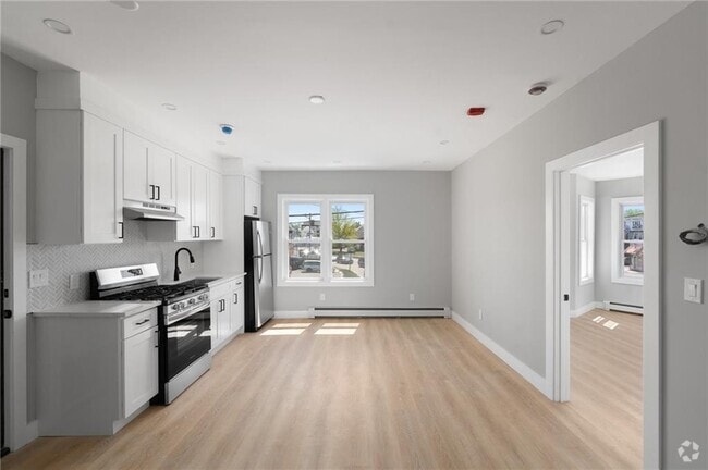Building Photo - 735 Broadway Unit 2F Rental