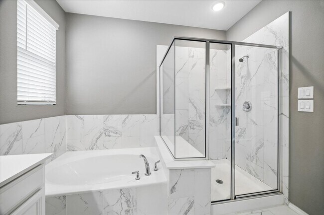 Photo - 8612 Cedardale Park Dr