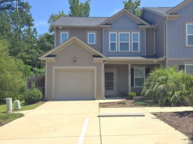 Building Photo - 697 Red Cedar Ct