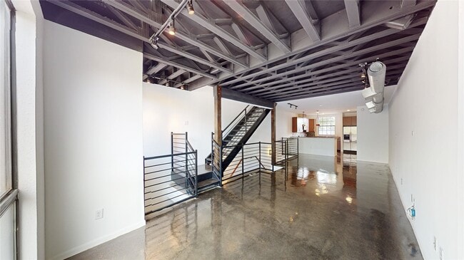 Building Photo - 310 S Jensen Dr Unit 6