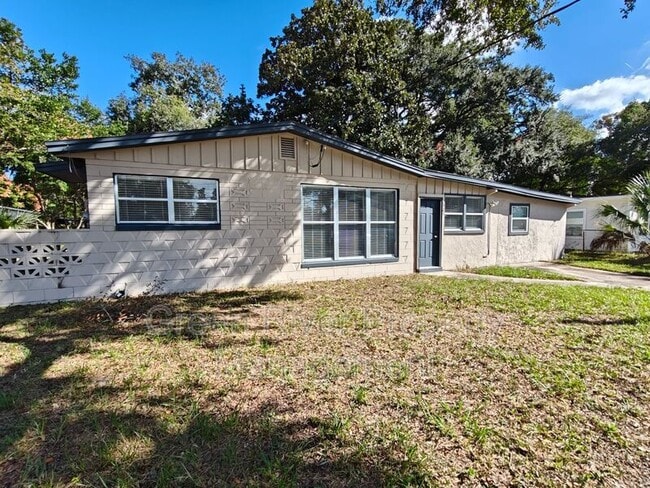 Photo - 2921 Mansion Rd