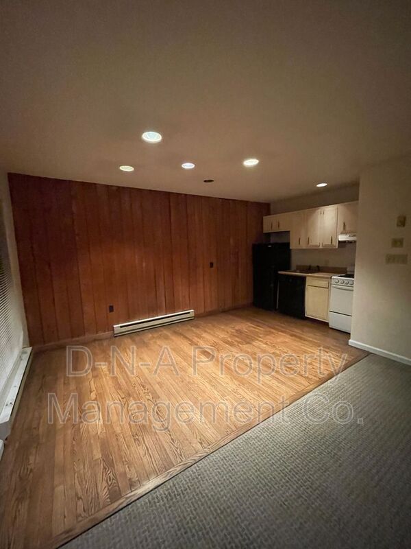 Photo - 940 Ann St Unit Apt. 201