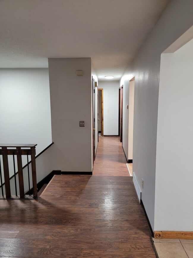 Photo - 2004 E Hughes Ave