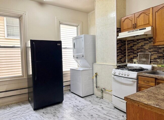 Photo - 197 Bartholdi Ave Unit 1