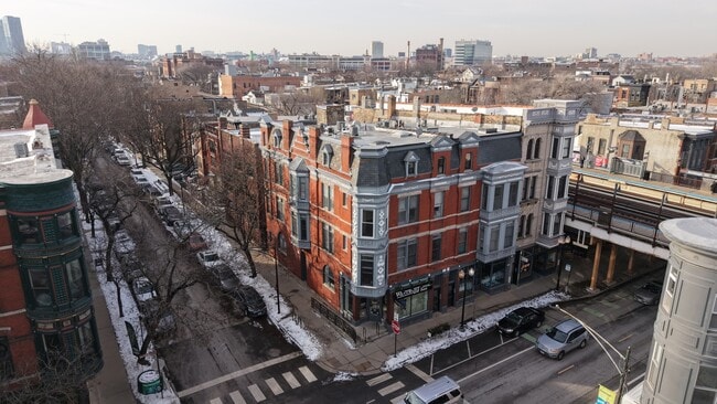 Photo - 935 W Armitage Ave