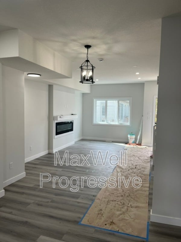 Photo - 10821-10112 112 St NW