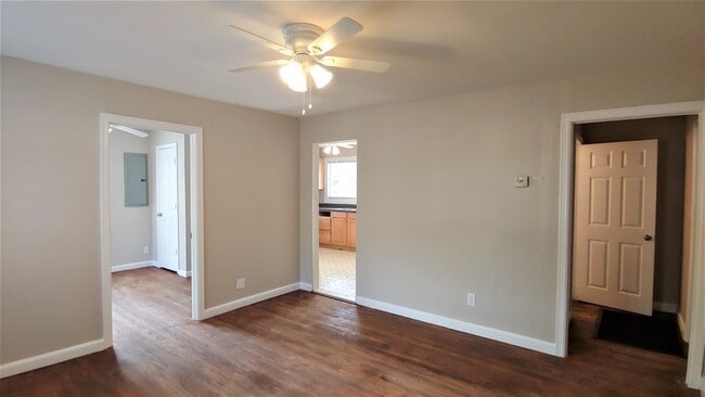 Photo - 4433 Highland Rd