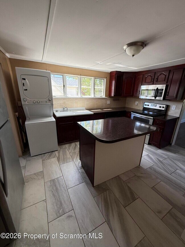 Photo - 1042 Taylor Ave