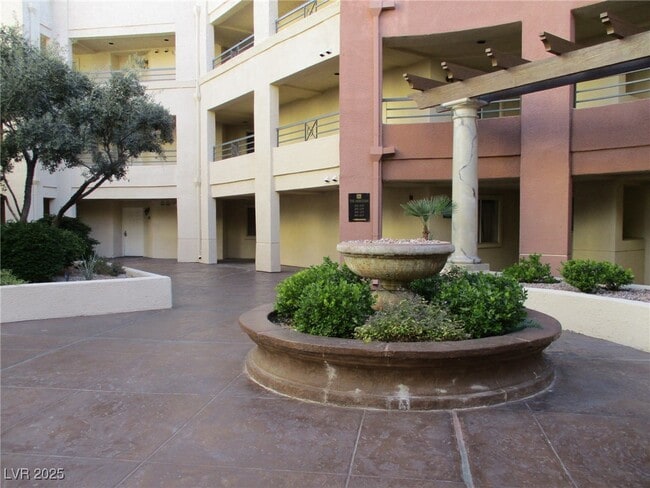 Photo - 270 E Flamingo Rd Unit 108