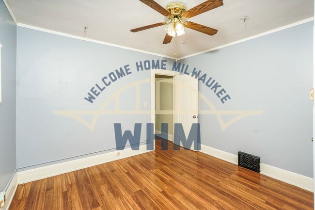 Photo - 2577 N 52nd St