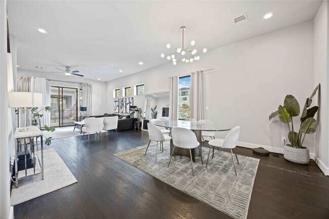 Photo - 4235 Allen St