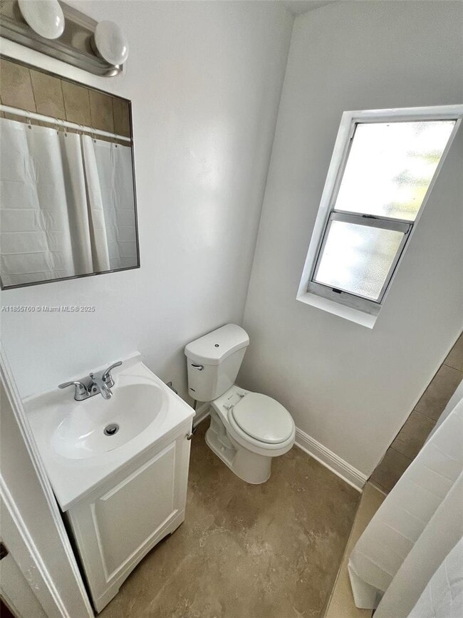 Photo - 8411 Biscayne Blvd Unidad 8