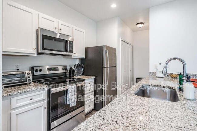 Photo - 2604 N Highland Ave Unit B