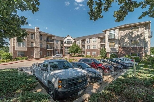 3031 Grand Ave Unit 104