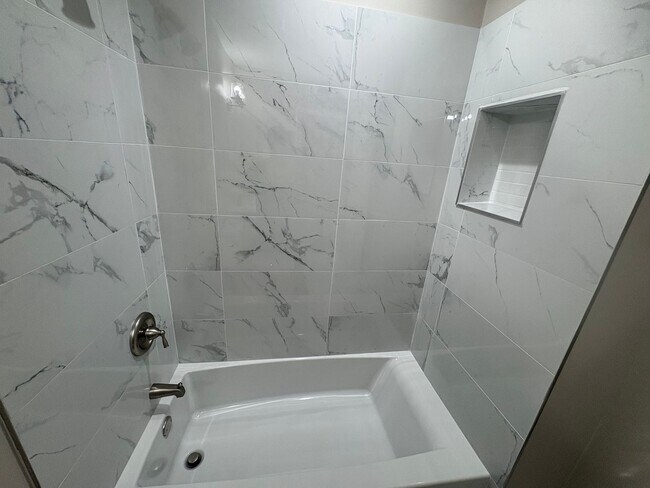 Photo - Spacious 2BD/2BA w/ High Ceilings + Modern...