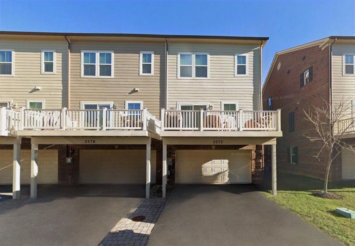 Photo - 3574 Sprigg St S