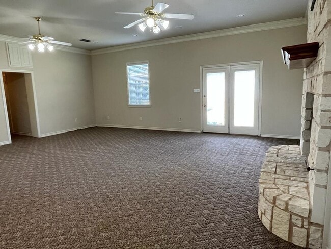 Photo - 3608 Tarrant Main St