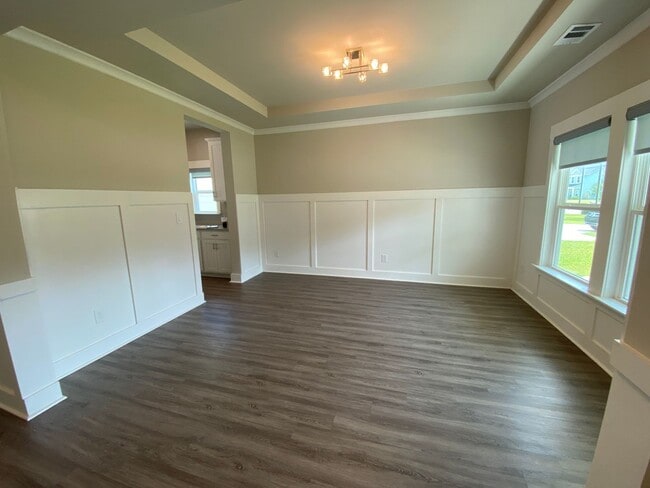 Photo - 5 bedrooms 3 bathroom Smart Home