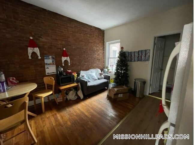 Building Photo - 888 Huntington Ave Rental