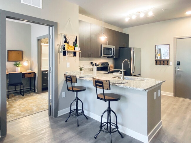 Cedar Pointe Apartments