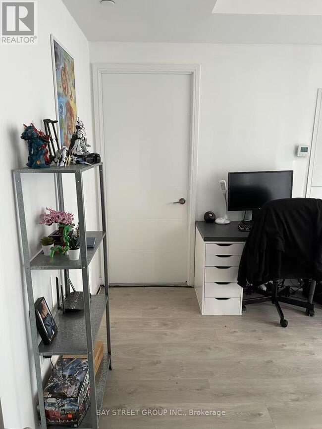 Photo - 50 Wellesley St E Unit 4001