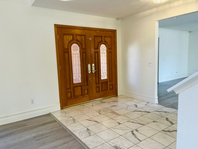 Photo - 40095 Festival Rd