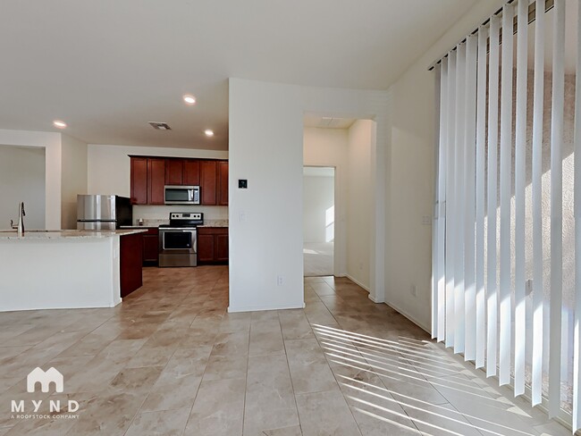 Photo - 25541 W Milada Dr