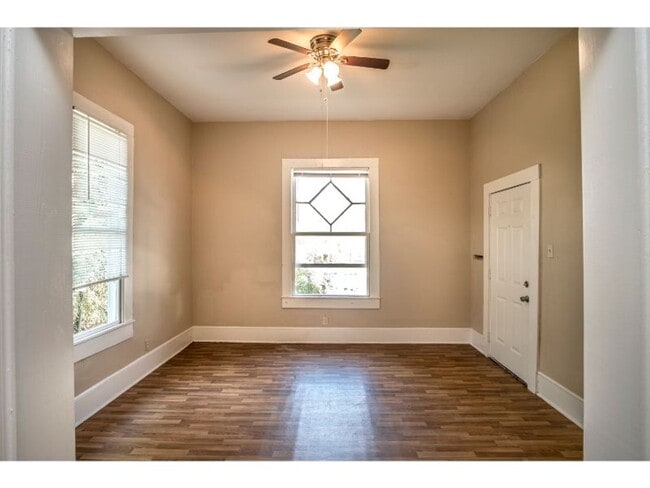 Photo - 308 Belmont Unit A