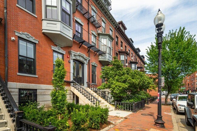 461 Massachusetts Avenue