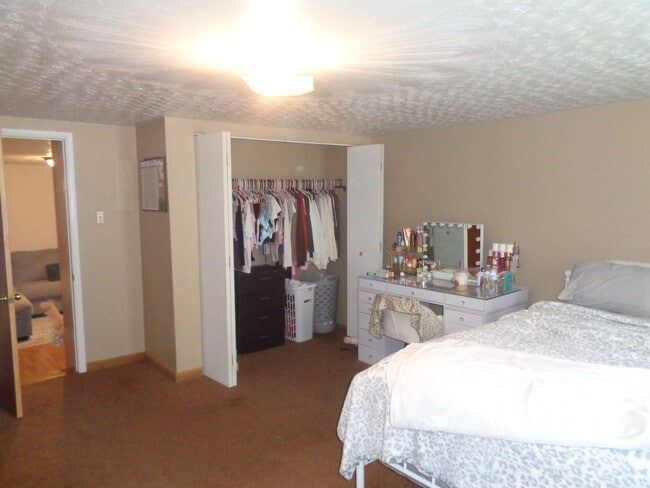 Master Bedroom - 536 N Centre St Unit Upstairs Apt B