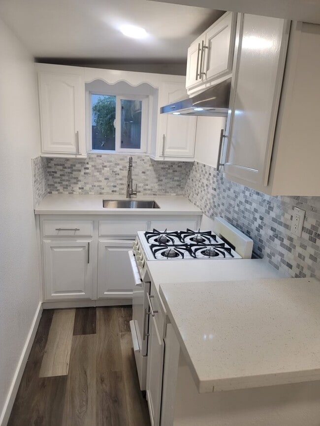 5630 Maris Ave Unit Studio