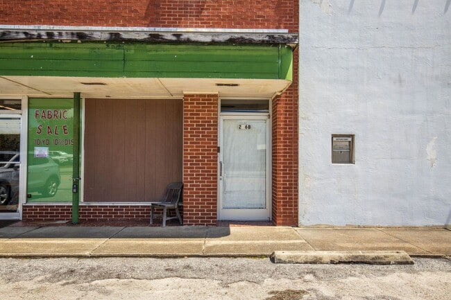 Photo - 236 Chatham St