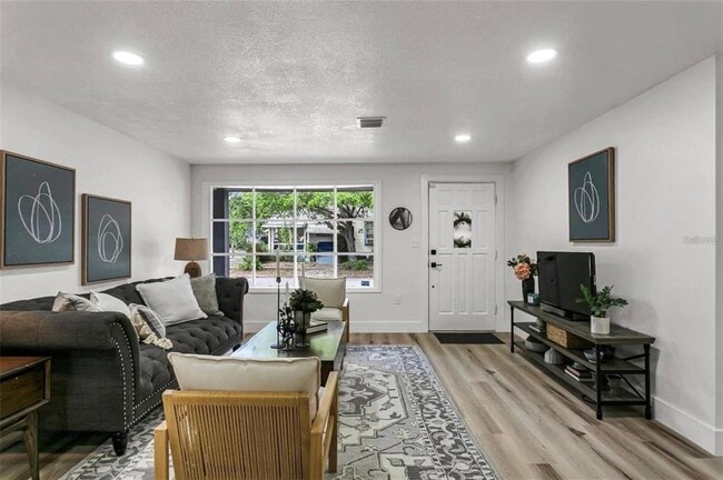 Photo - 301 N Fremont Ave