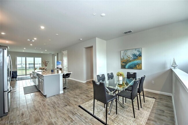 Photo - 4713 Arboretum Cir Unidad 202