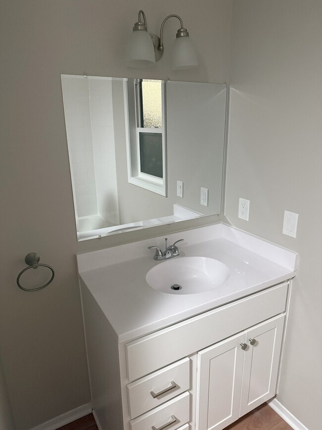 Photo - 29193 Dardanella St