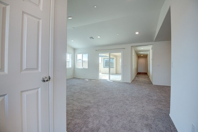 67459 Rio Madre Dr