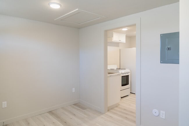 Photo - 425 SE 2nd St