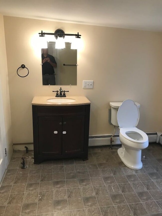 Photo - 309 W Broad St Unit 309 W Broad St  REAR - Apt 2