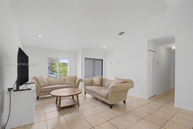 Photo - 19920 Cutler Ct