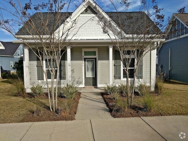 Building Photo - 3565 Esplanade Way Rental
