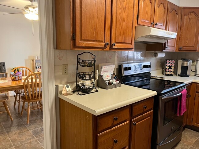 Photo - 4217 Milgate St