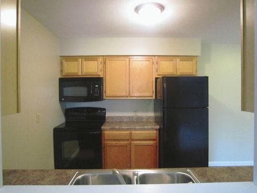 Photo - Newbury Apartment Homes